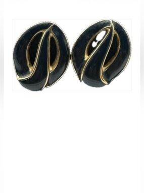 Monet Vintage Earrings Gold Tone & Black 3/4” Long Oval Disc Statement Earrings